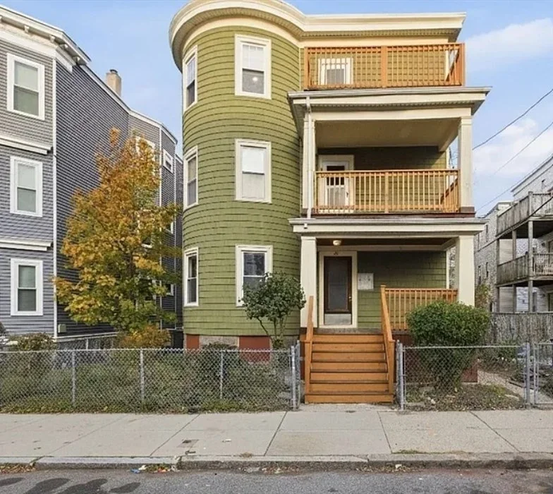 20 Leslie St, Dorchester