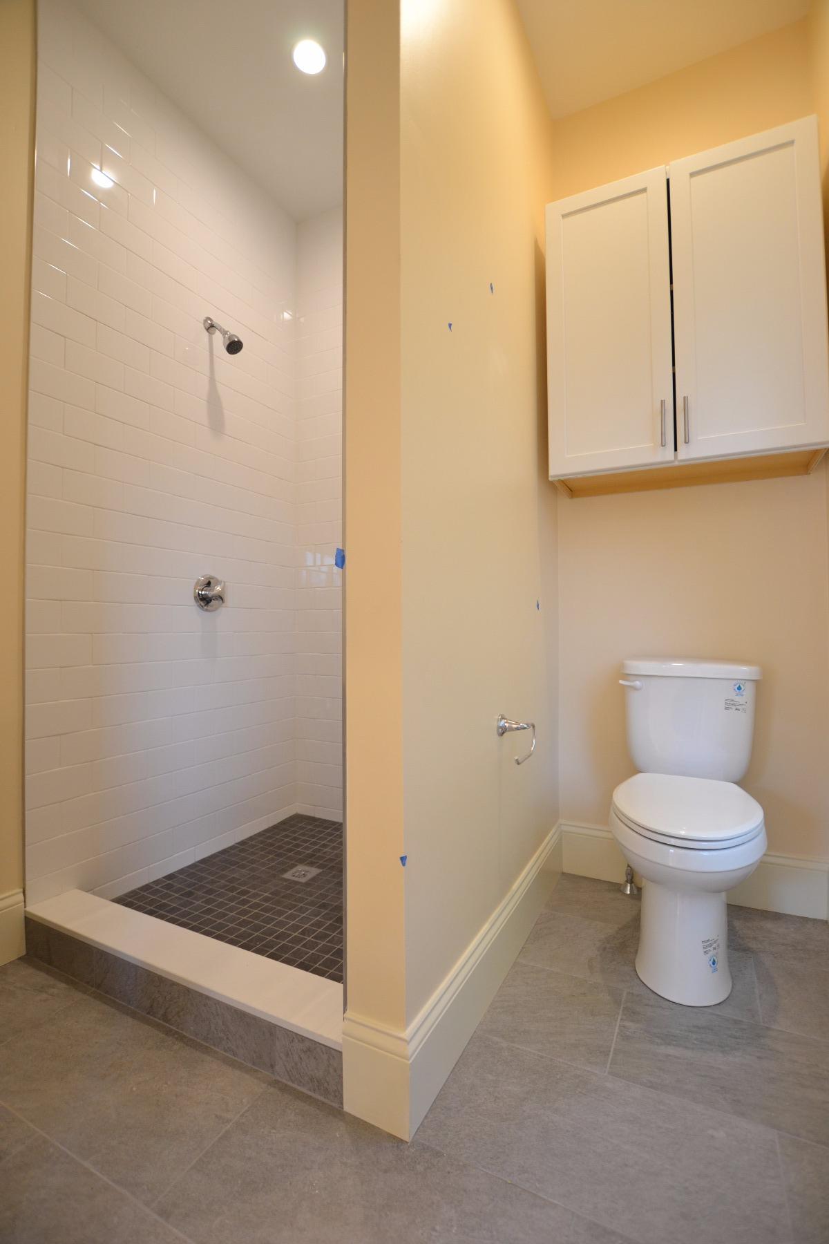 6 bed, 4+ bath apartment for rent at 3 Griggs Pl Unit 1, Allston — photo 9 of 11