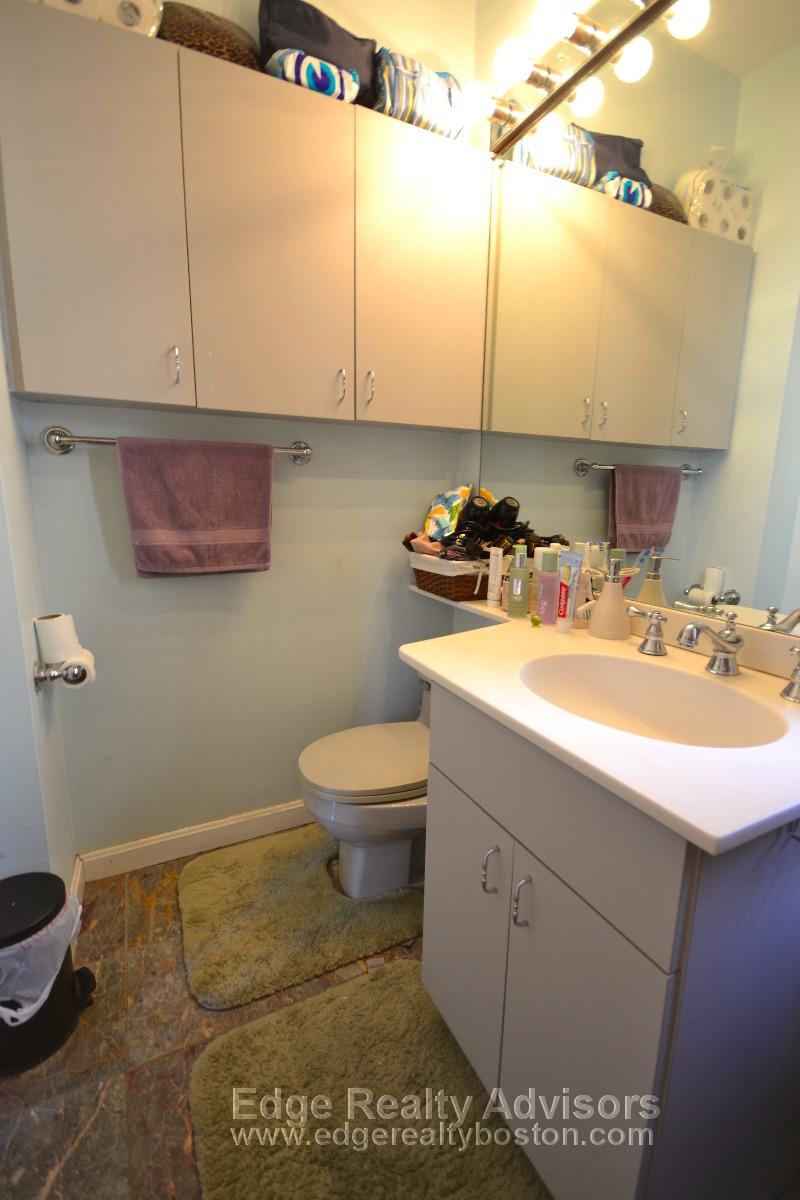 2 bed, 1 bath apartment for rent at 1564 Commonwealth Ave Unit 9, Brighton — photo 6 of 6