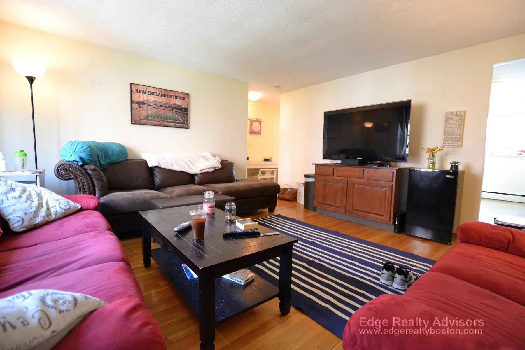 2 bed, 1 bath apartment for rent at 43 Colborne Rd Unit 1, Brighton — photo 5 of 8