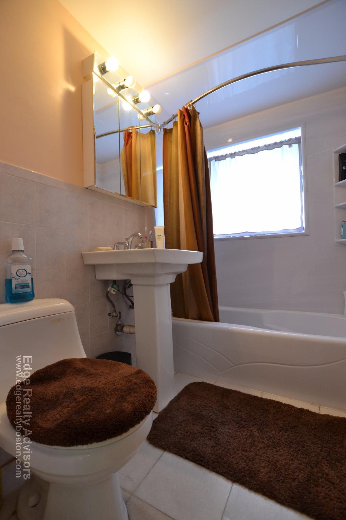 2 bed, 1 bath apartment for rent at 57 Colborne Rd Unit 4, Brighton — photo 10 of 10