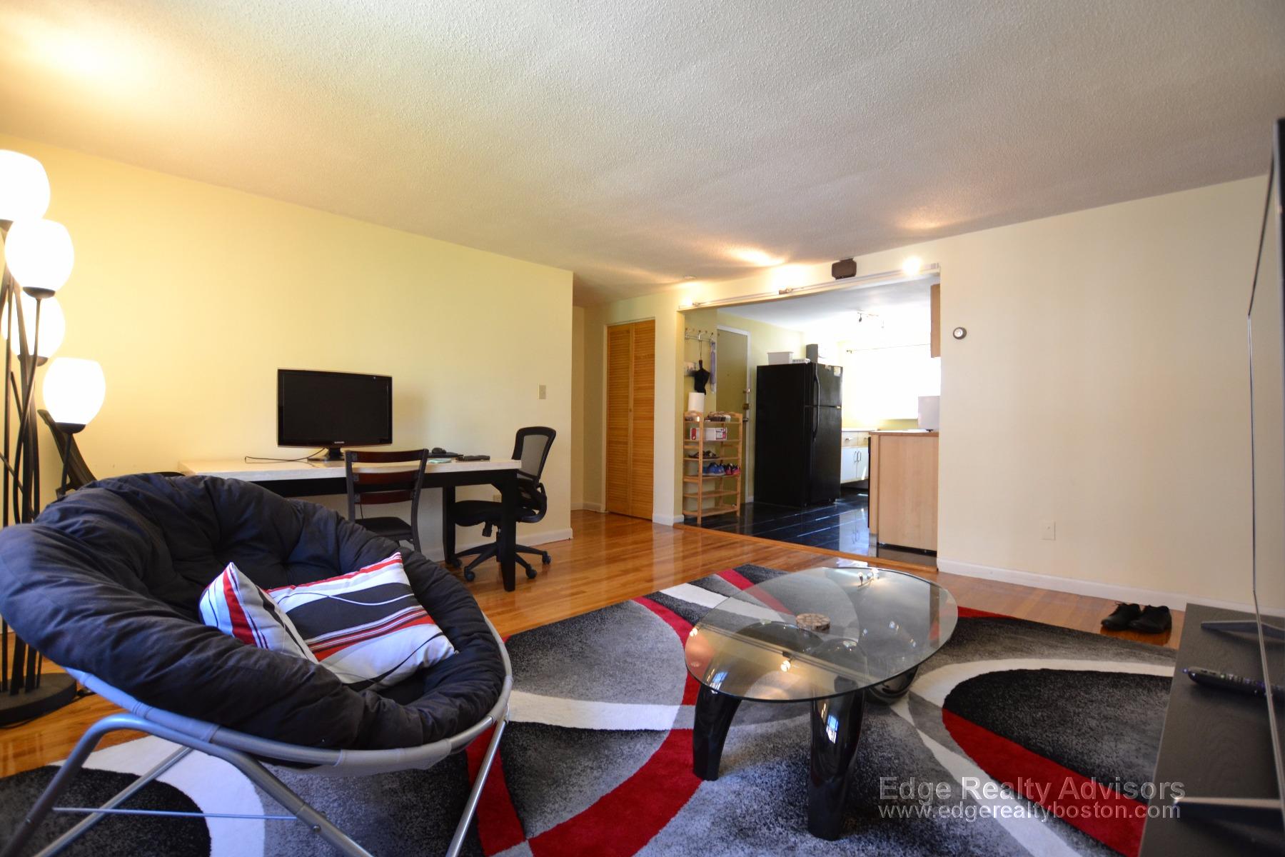 2 bed, 1 bath apartment for rent at 57 Colborne Rd Unit 4, Brighton — photo 5 of 10