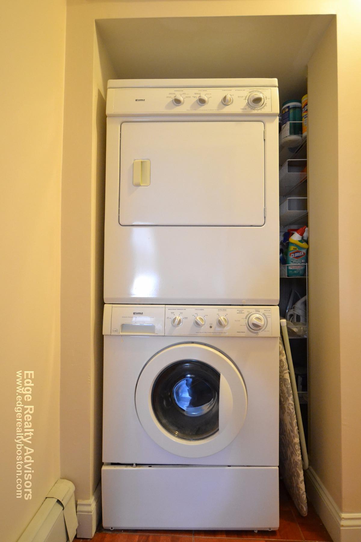 3 bed, 2 bath apartment for rent at 7 Delaware Pl Unit 3, Brighton — photo 11 of 12