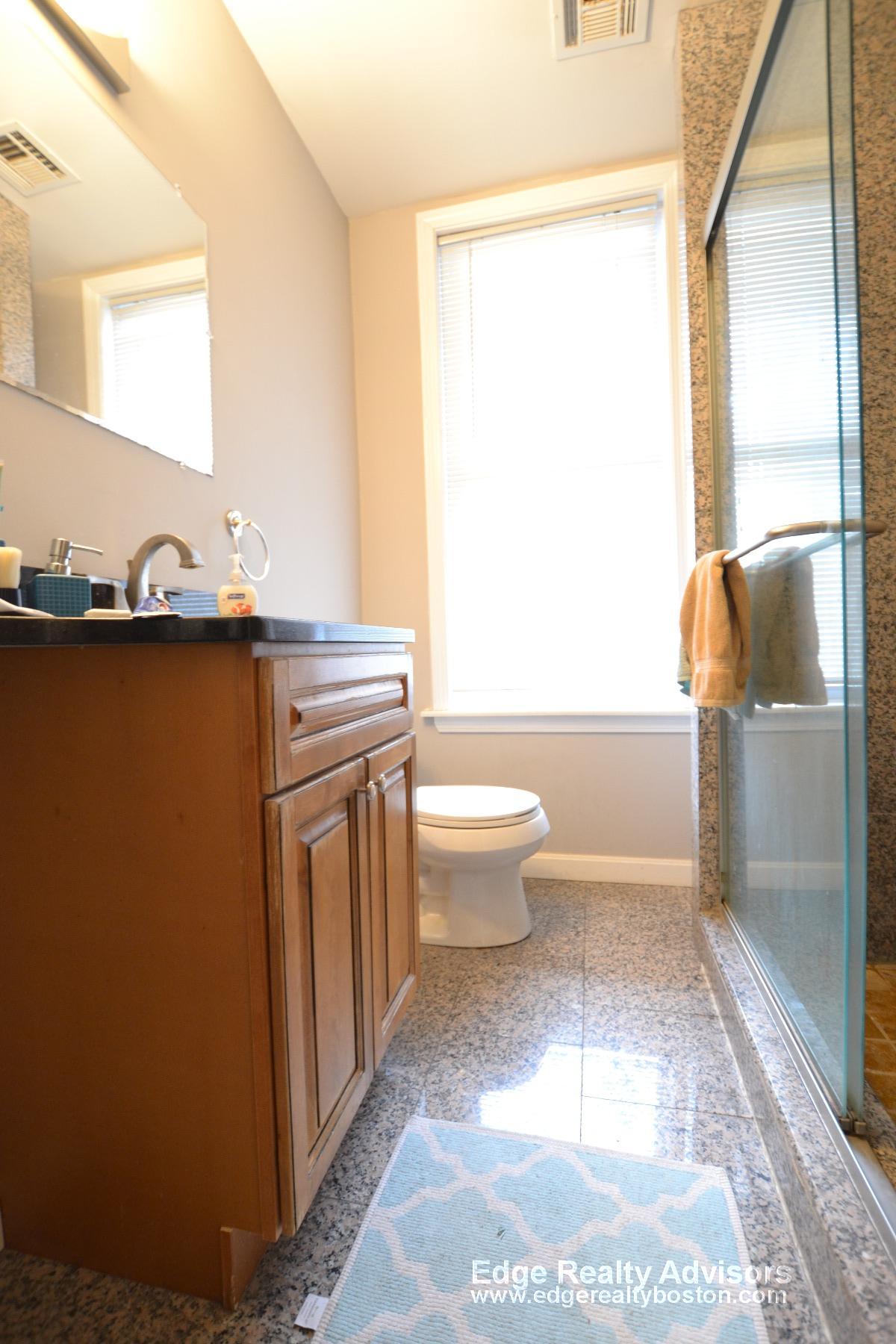 4 bed, 2 bath apartment for rent at 42 Allston St Unit 1, Allston — photo 6 of 9
