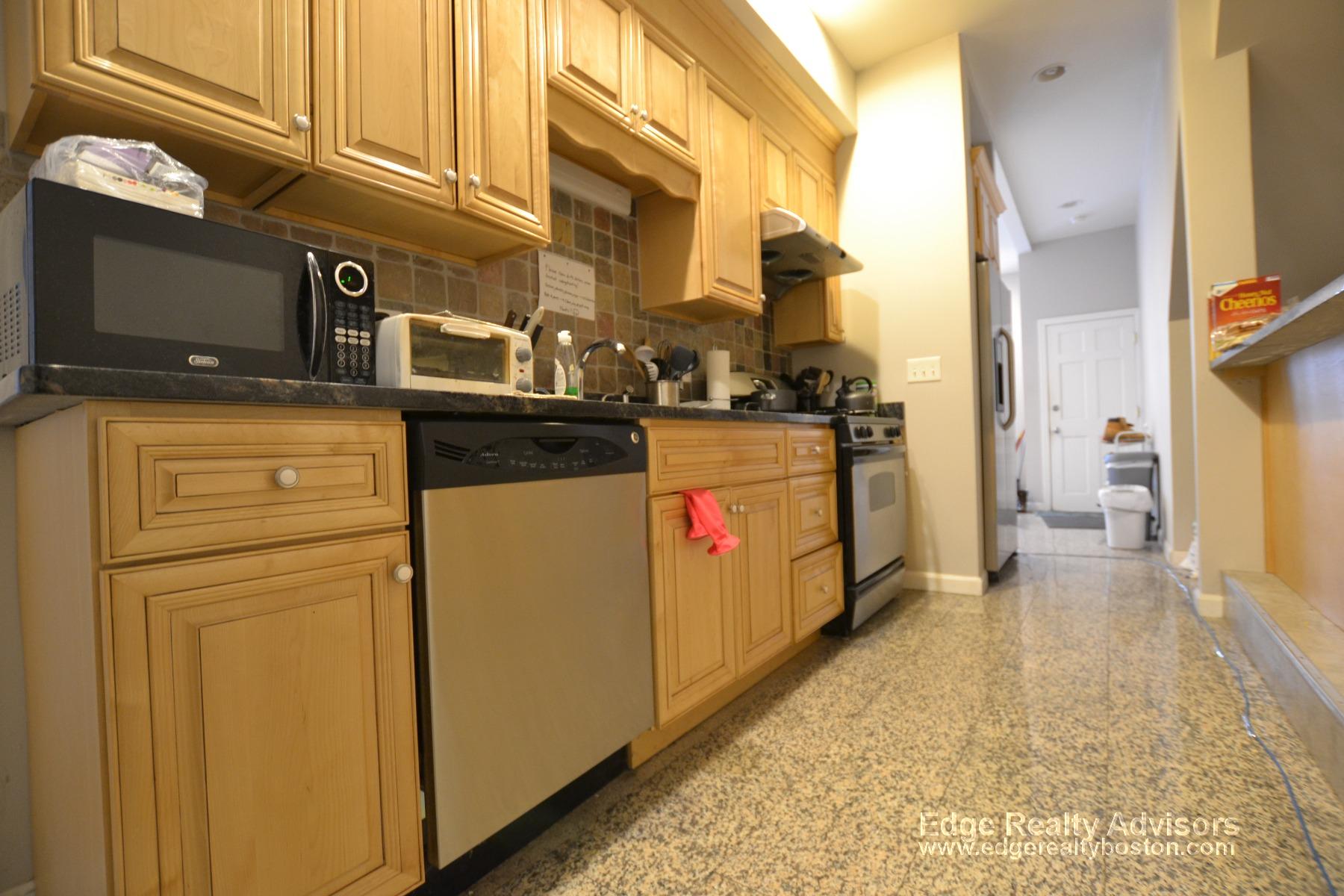 4 bed, 2 bath apartment for rent at 42 Allston St Unit 1, Allston — photo 1 of 9