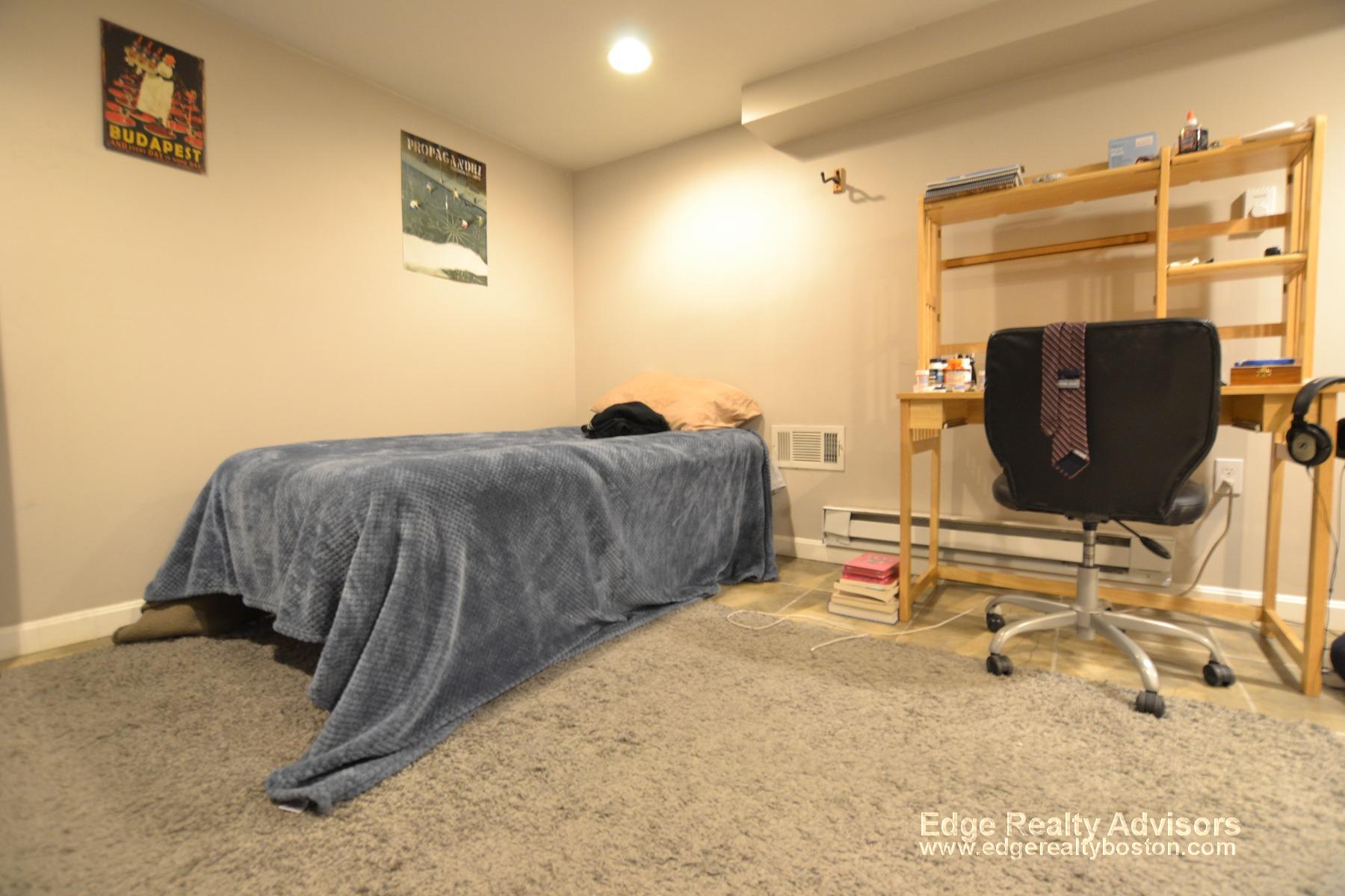 4 bed, 2 bath apartment for rent at 42 Allston St Unit 1, Allston — photo 3 of 9