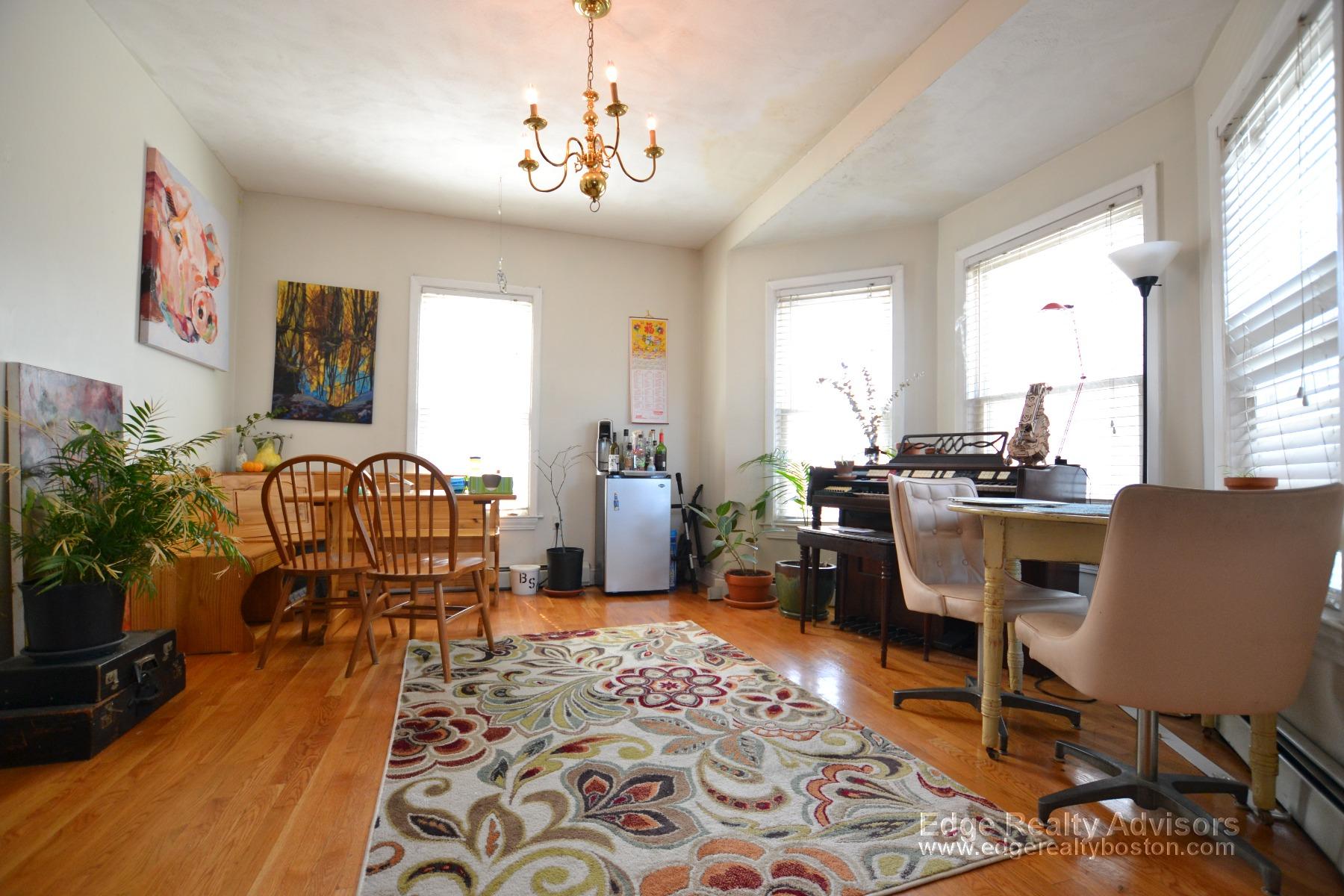 4 bed, 1.5 bath apartment for rent at 64 North Beacon St Unit 1, Brighton — photo 3 of 13