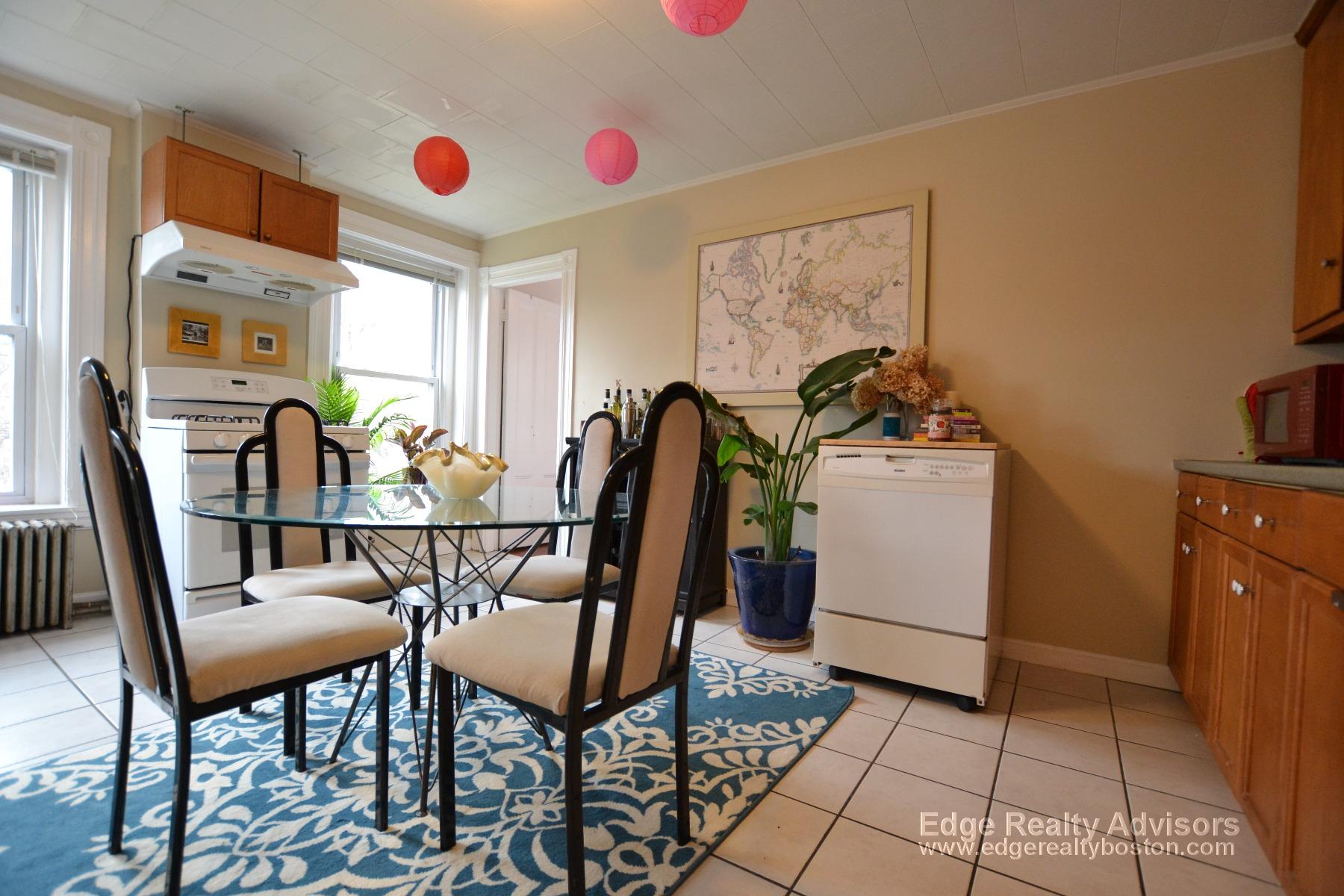2 bed, 1 bath apartment for rent at 166 Franklin St Unit 1, Allston — photo 2 of 7