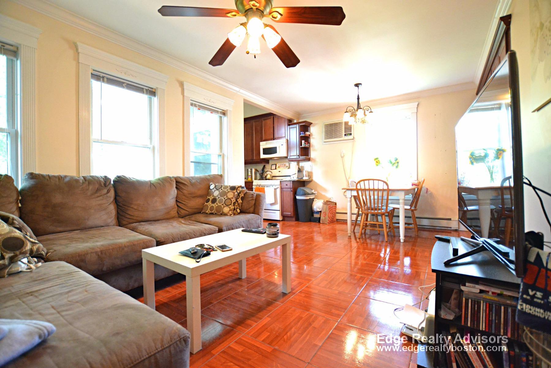 3 bed, 2 bath apartment for rent at 8 Delaware Pl Unit 2, Brighton — photo 2 of 10