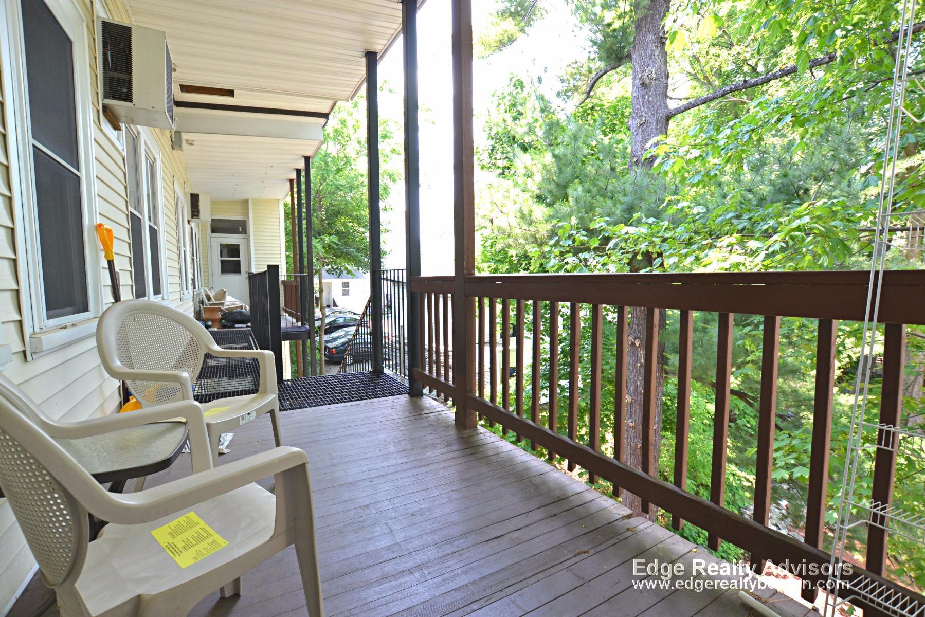 3 bed, 2 bath apartment for rent at 8 Delaware Pl Unit 2, Brighton — photo 10 of 10