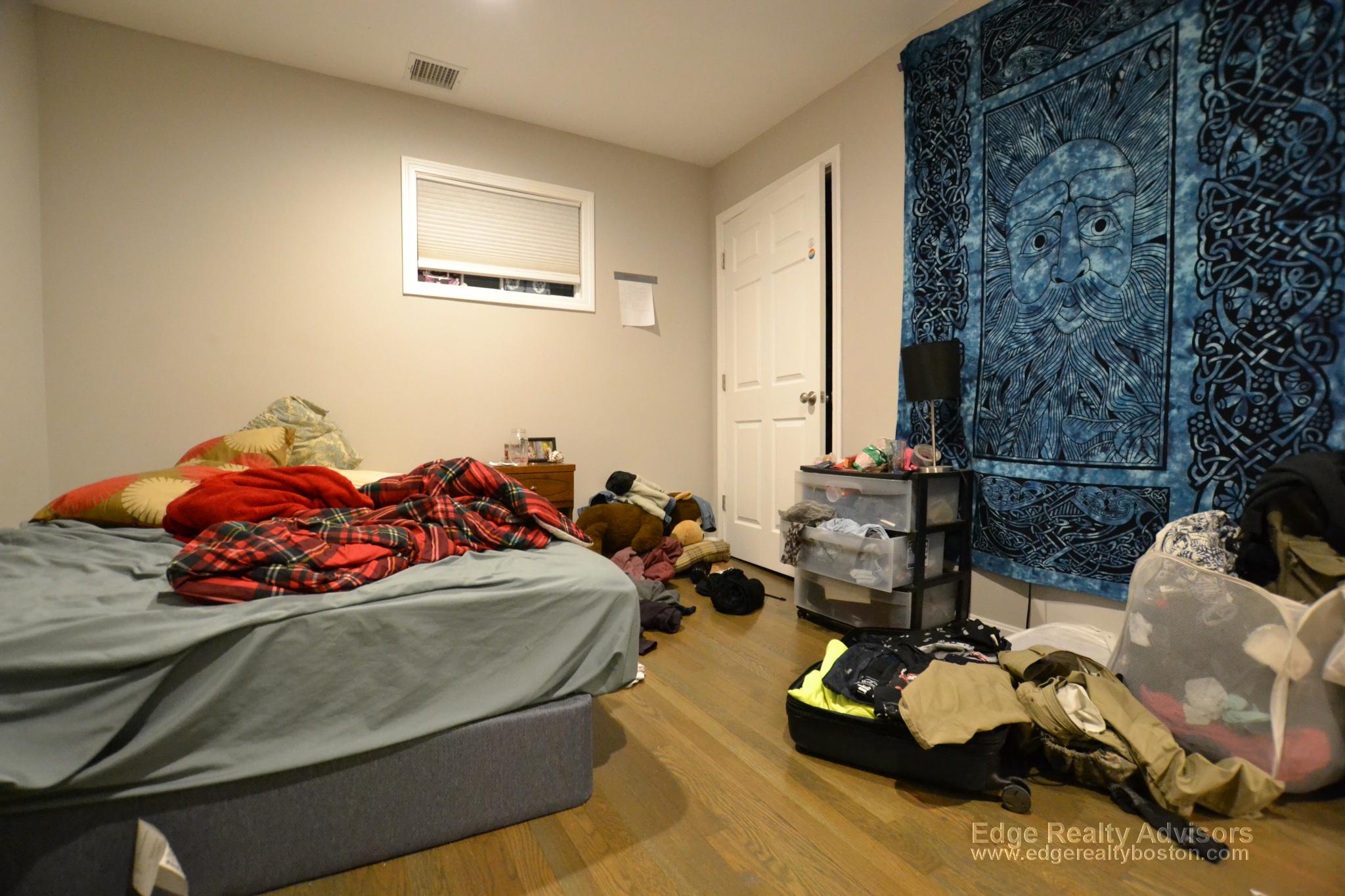4 bed, 2 bath apartment for rent at 38 Kenrick St Unit 1, Brighton — photo 12 of 16