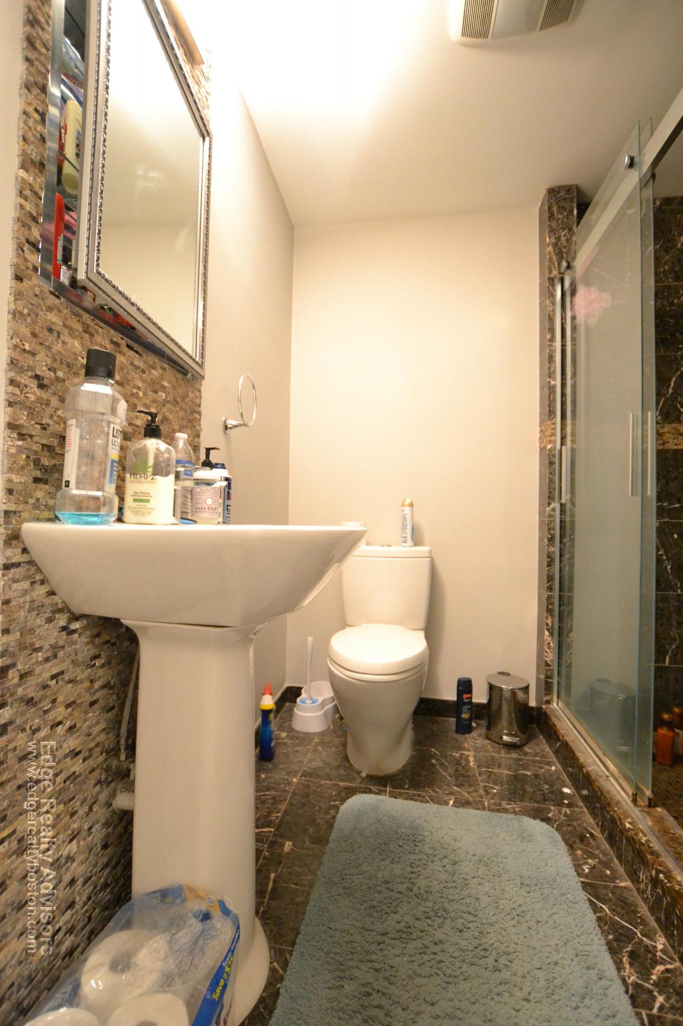 4 bed, 2 bath apartment for rent at 38 Kenrick St Unit 1, Brighton — photo 13 of 16