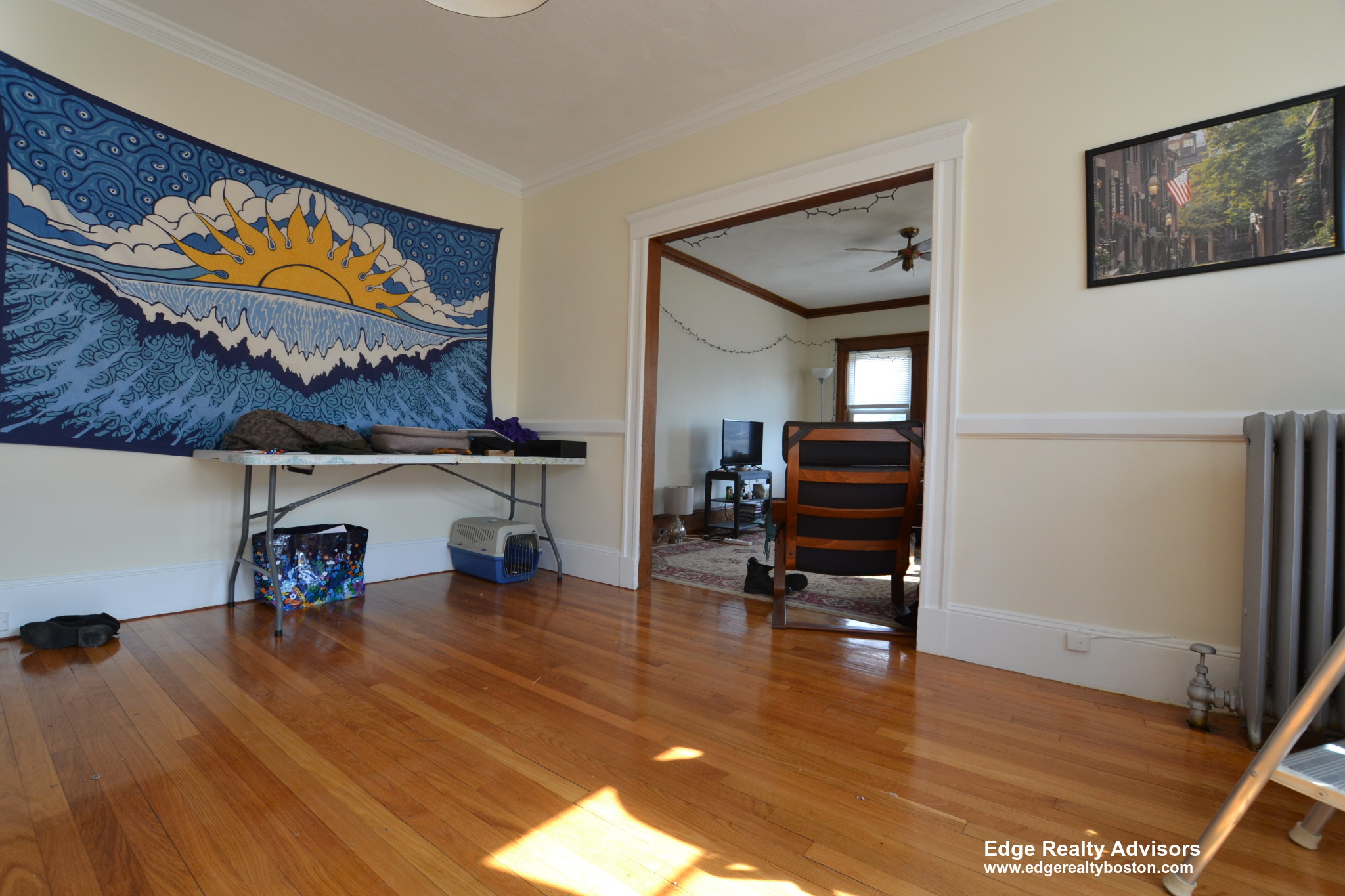 3 bed, 1 bath apartment for rent at 30 Falkland St Unit 1, Brighton — photo 4 of 9