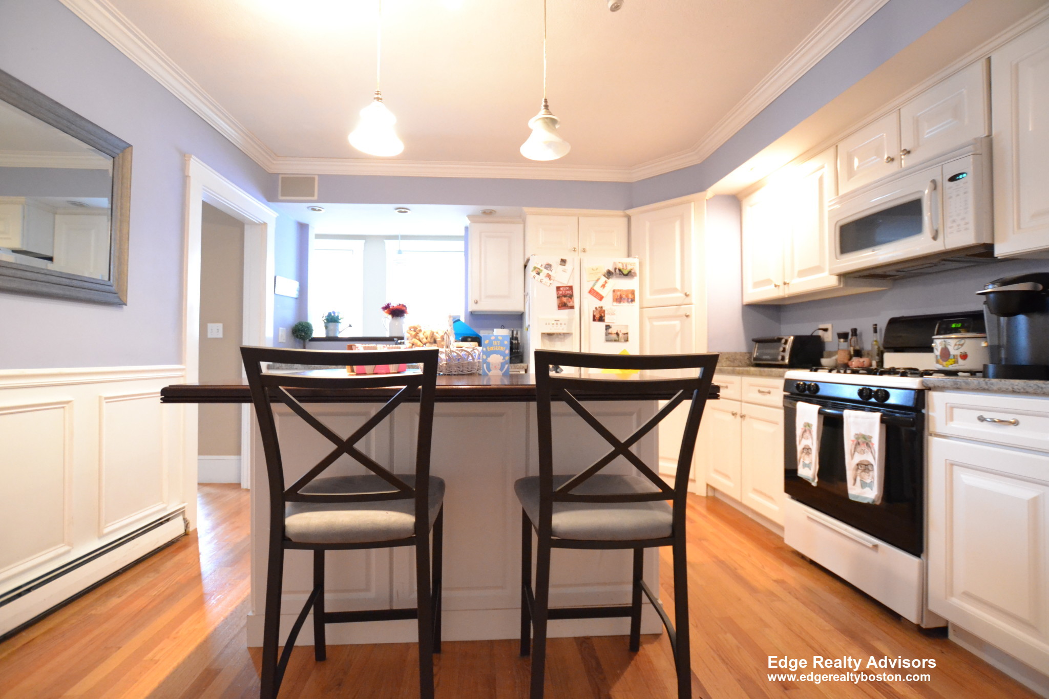 2 bed, 2 bath apartment for rent at 79 Surrey St Unit 1, Brighton — photo 3 of 18