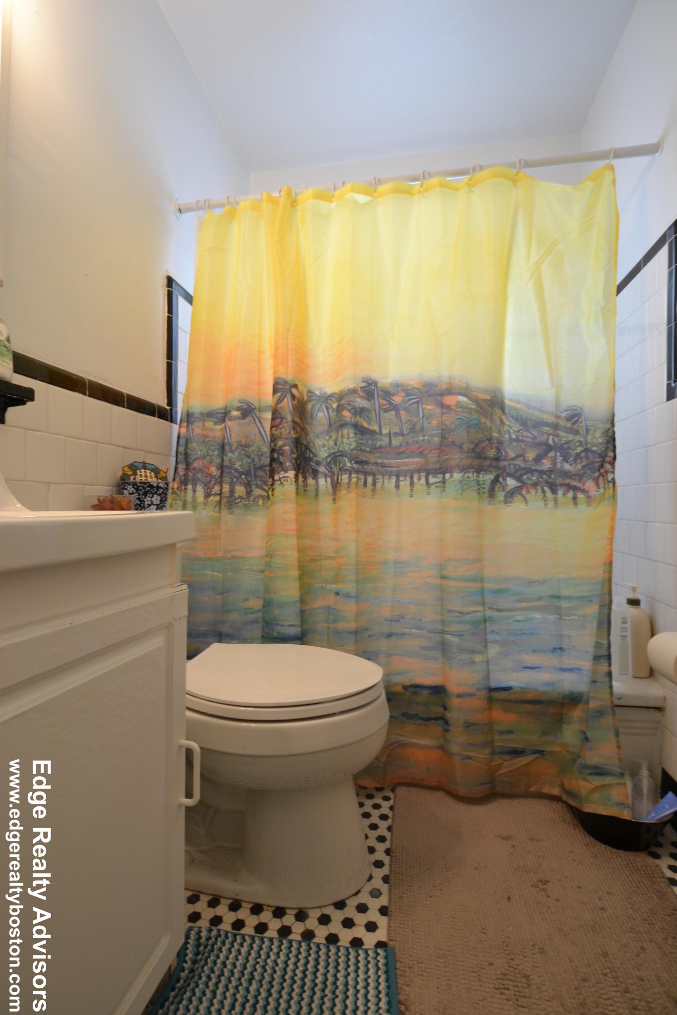 1 bed, 1 bath apartment for rent at 45 Beechcroft St Unit 3, Brighton — photo 6 of 6