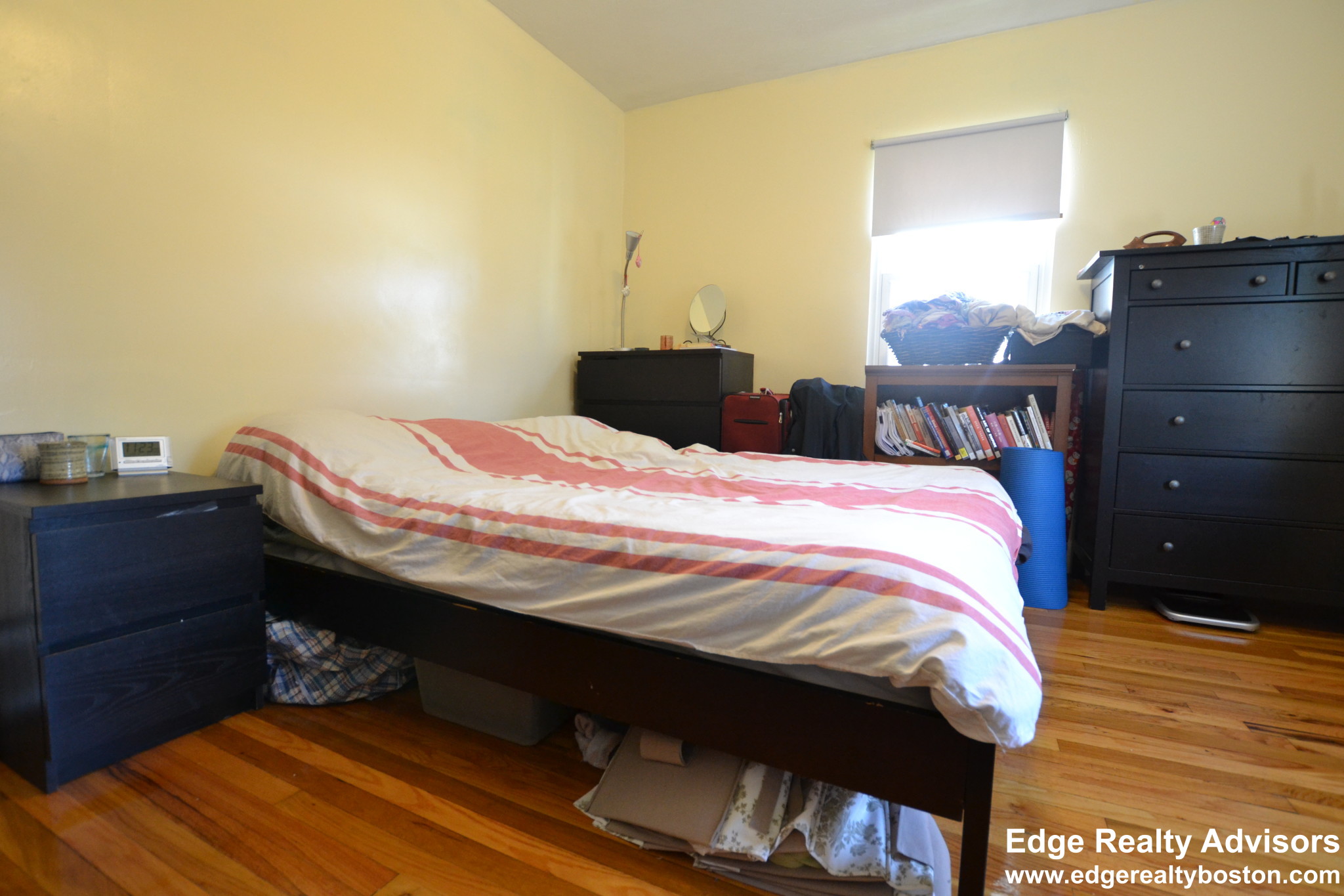 1 bed, 1 bath apartment for rent at 45 Beechcroft St Unit 3, Brighton — photo 3 of 6