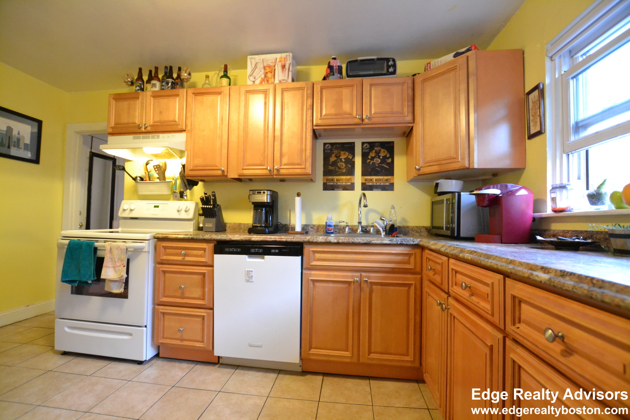 1 bed, 1 bath apartment for rent at 45 Beechcroft St Unit 4, Brighton — photo 2 of 7