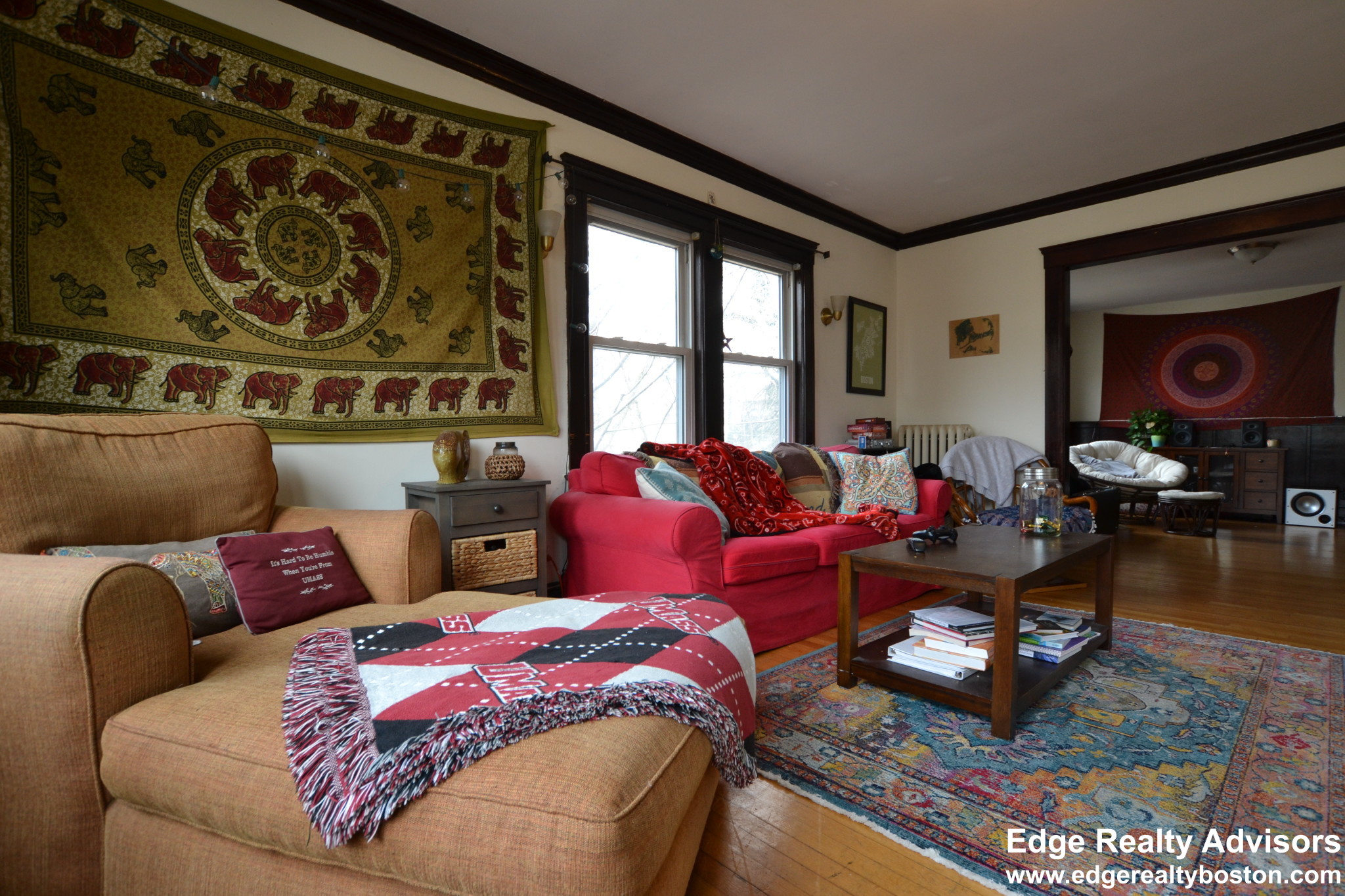 3 bed, 1 bath apartment for rent at 7 Dickinson Rd Unit 1, Brighton — photo 3 of 8