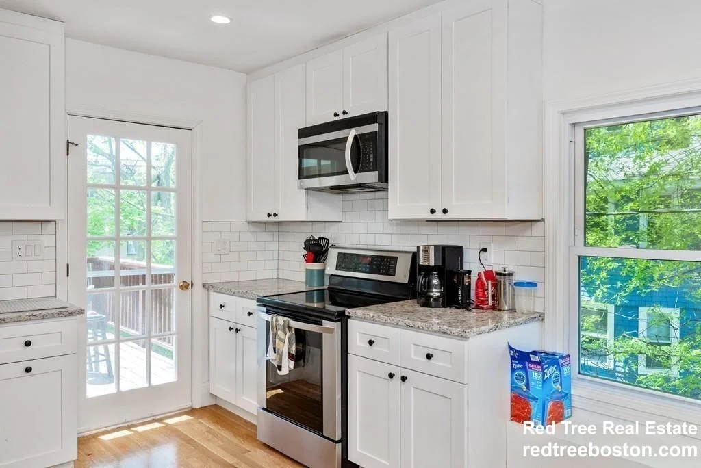 21 Kinross Rd, Brighton