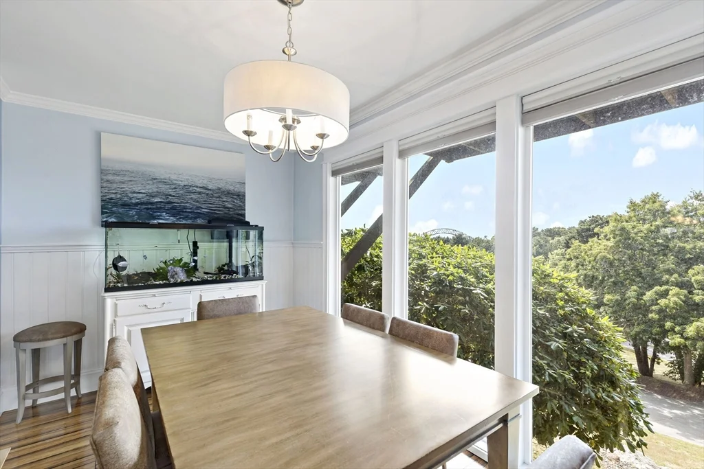 24 Ships View Ter, Buzzards Bay