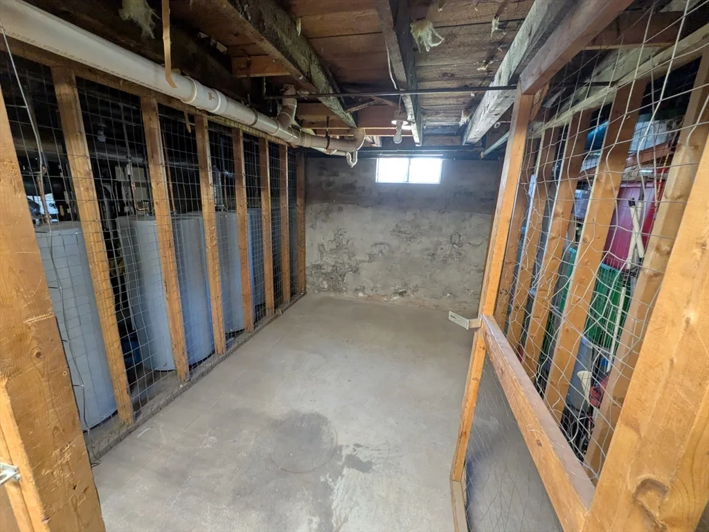 146 Pine St, Attleboro
