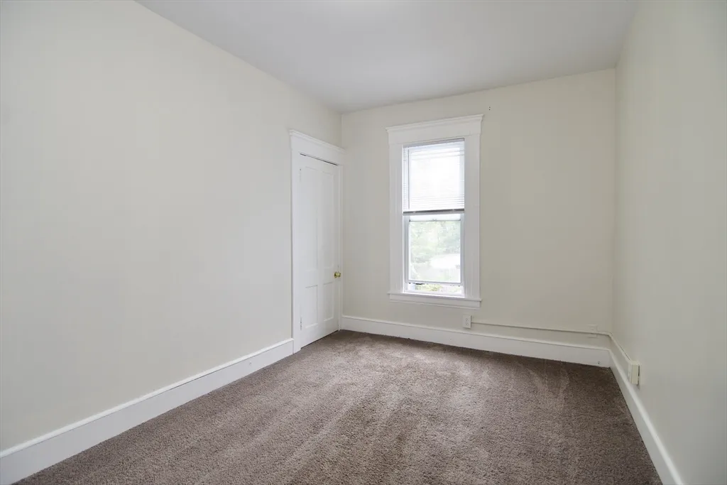 58 Howes St, Springfield