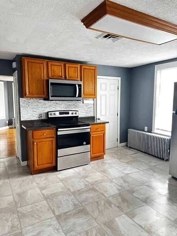 71 Thatcher St, Brockton