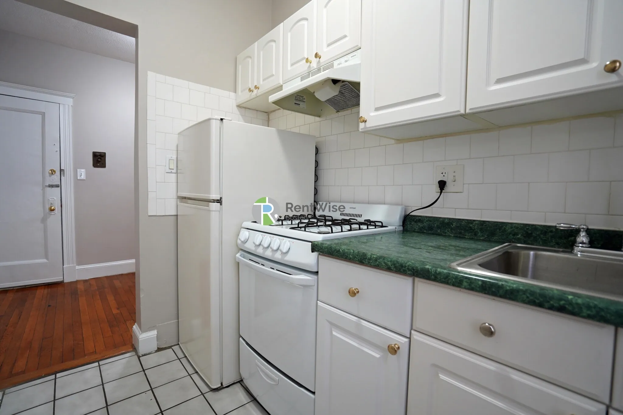 7 Carol Ave, Brighton