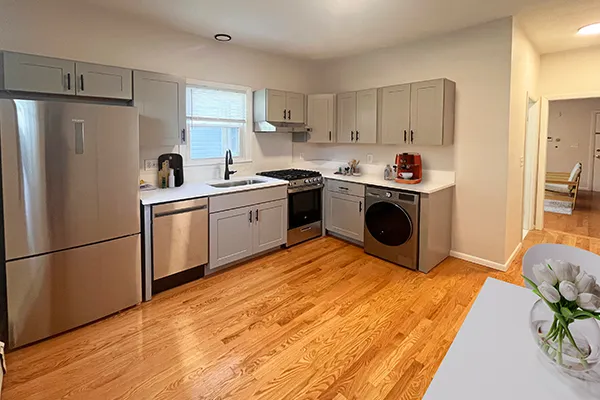 150 Brown St, South Side