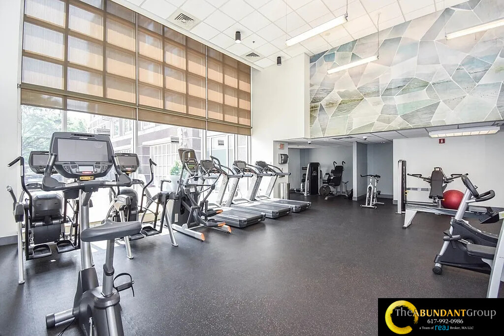 10 Museum Way, East Cambridge