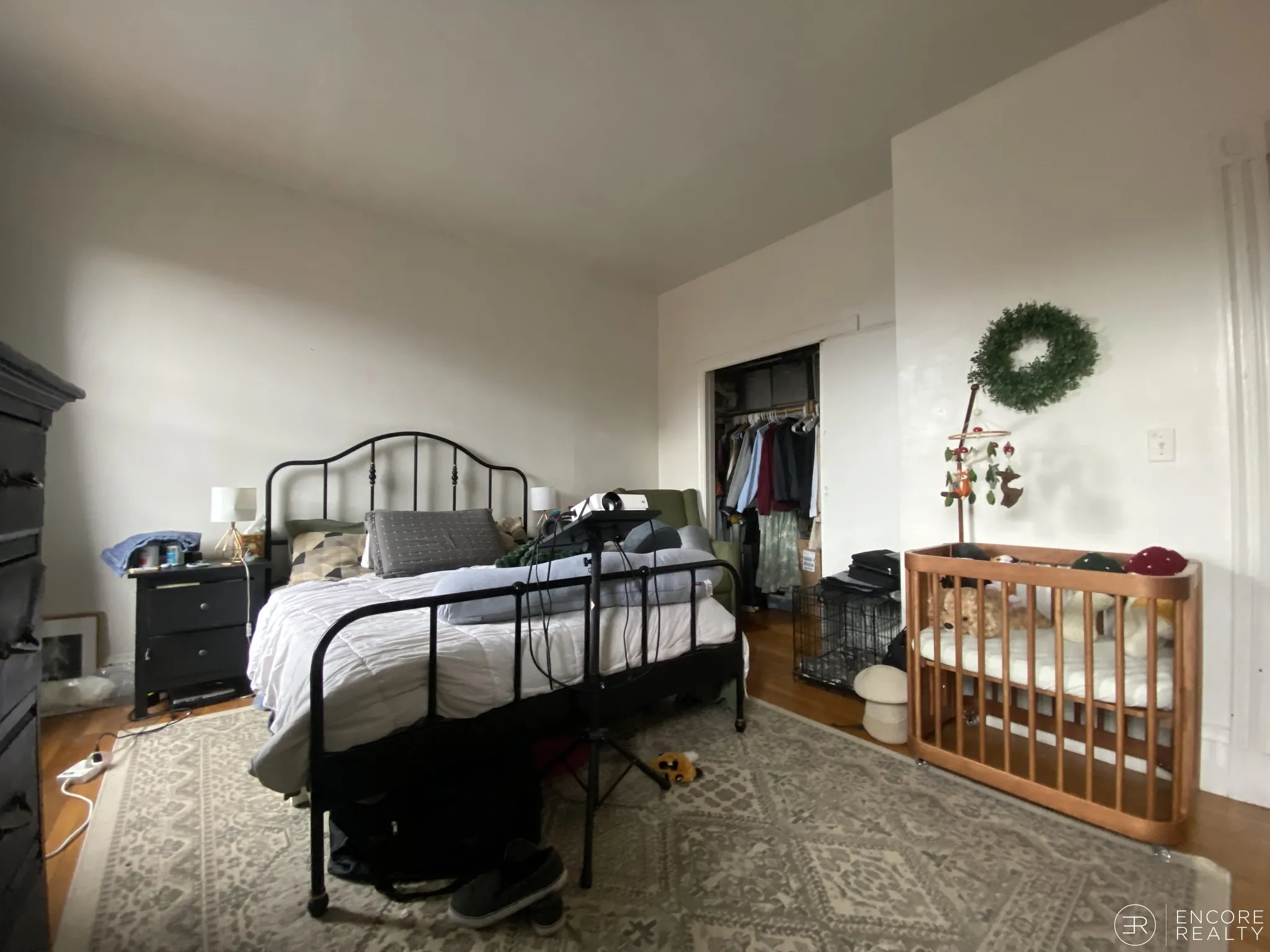 16 Davis Ave, Emerson Gardens