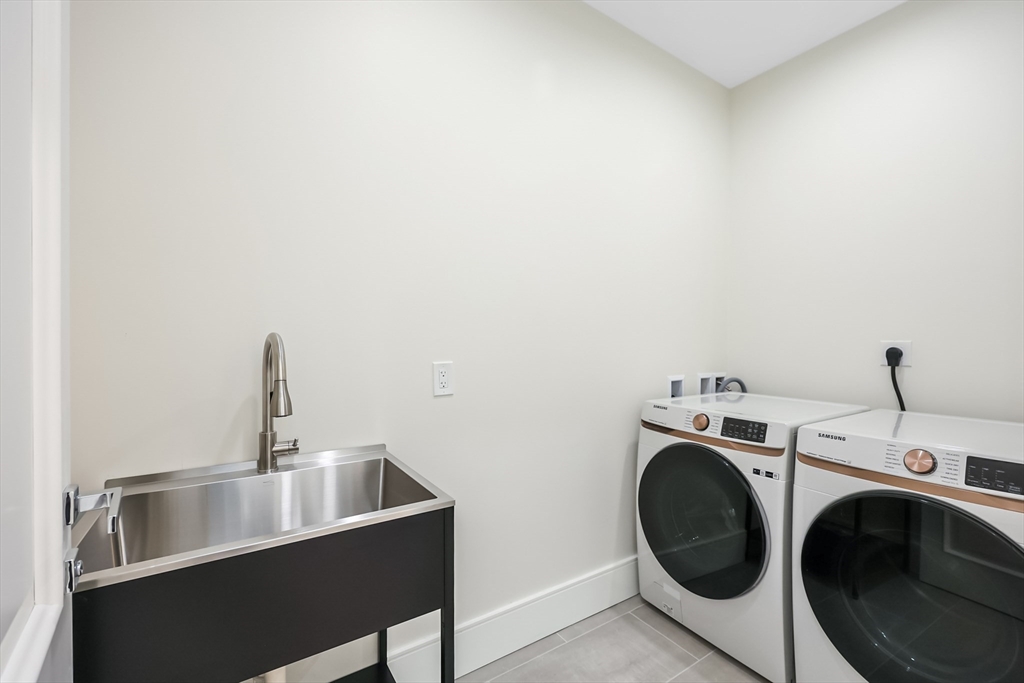 116 Columbia St, North Brookline