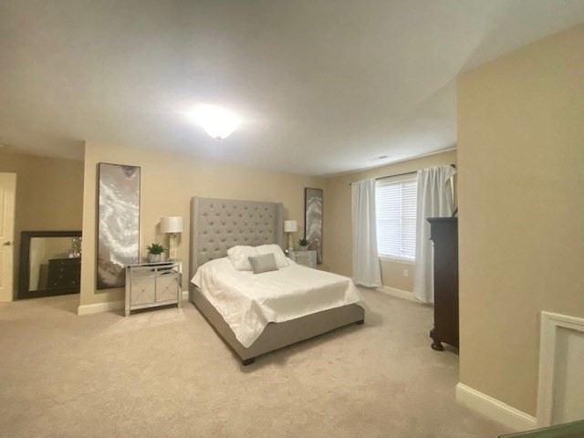 90 Cook Ln, Marlborough