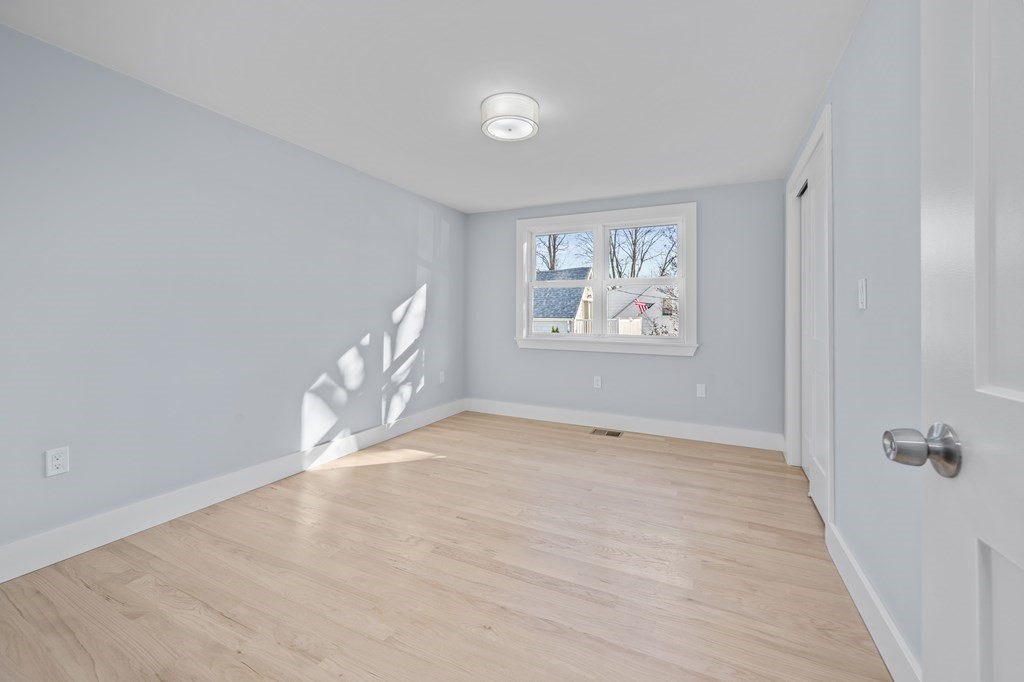 228 Bellingham Ave, Revere