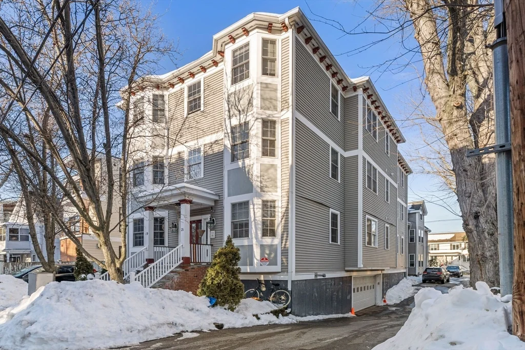 21 Harris St, Ward Two