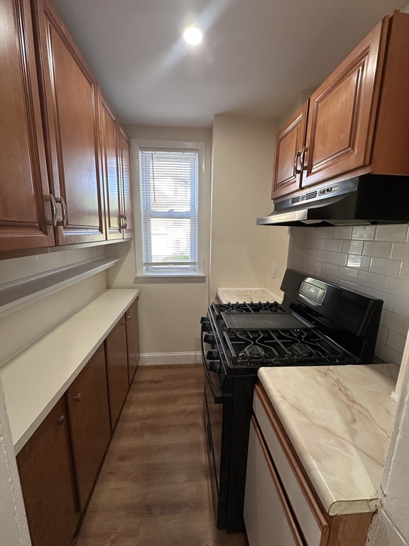 16 Columbia Rd, Dorchester