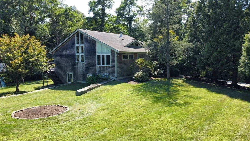 3 Nonquitt Ave, Nonquitt