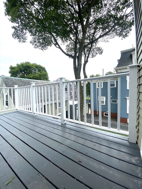 21 Summit Ave, Prospect Hill