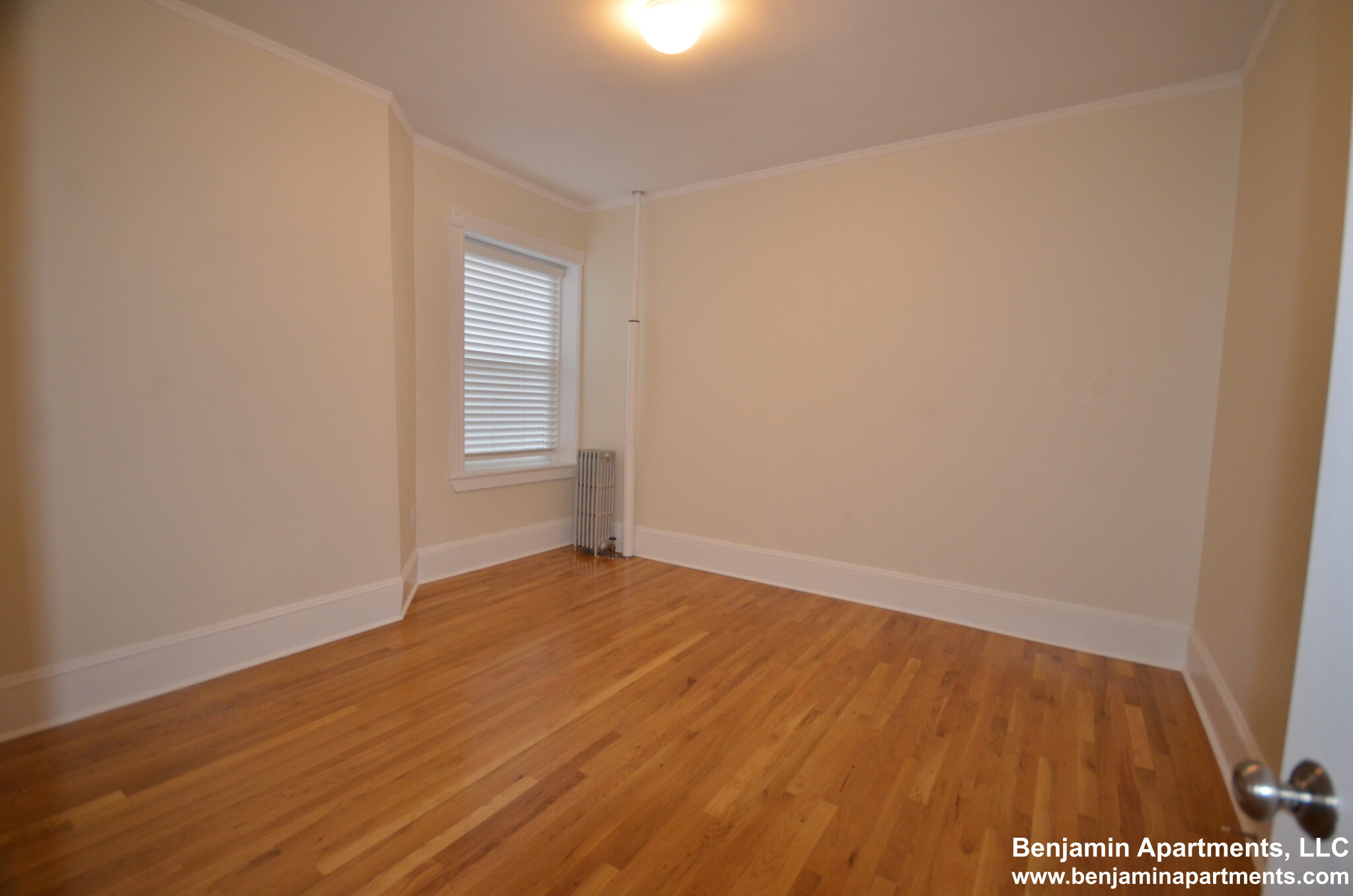 1595 Beacon St, Brookline