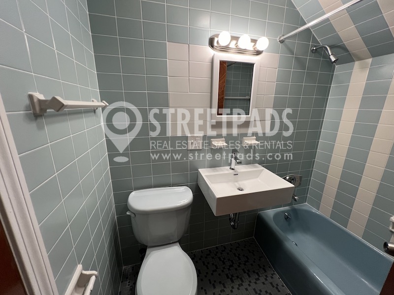 2018 Commonwealth Ave, Brighton