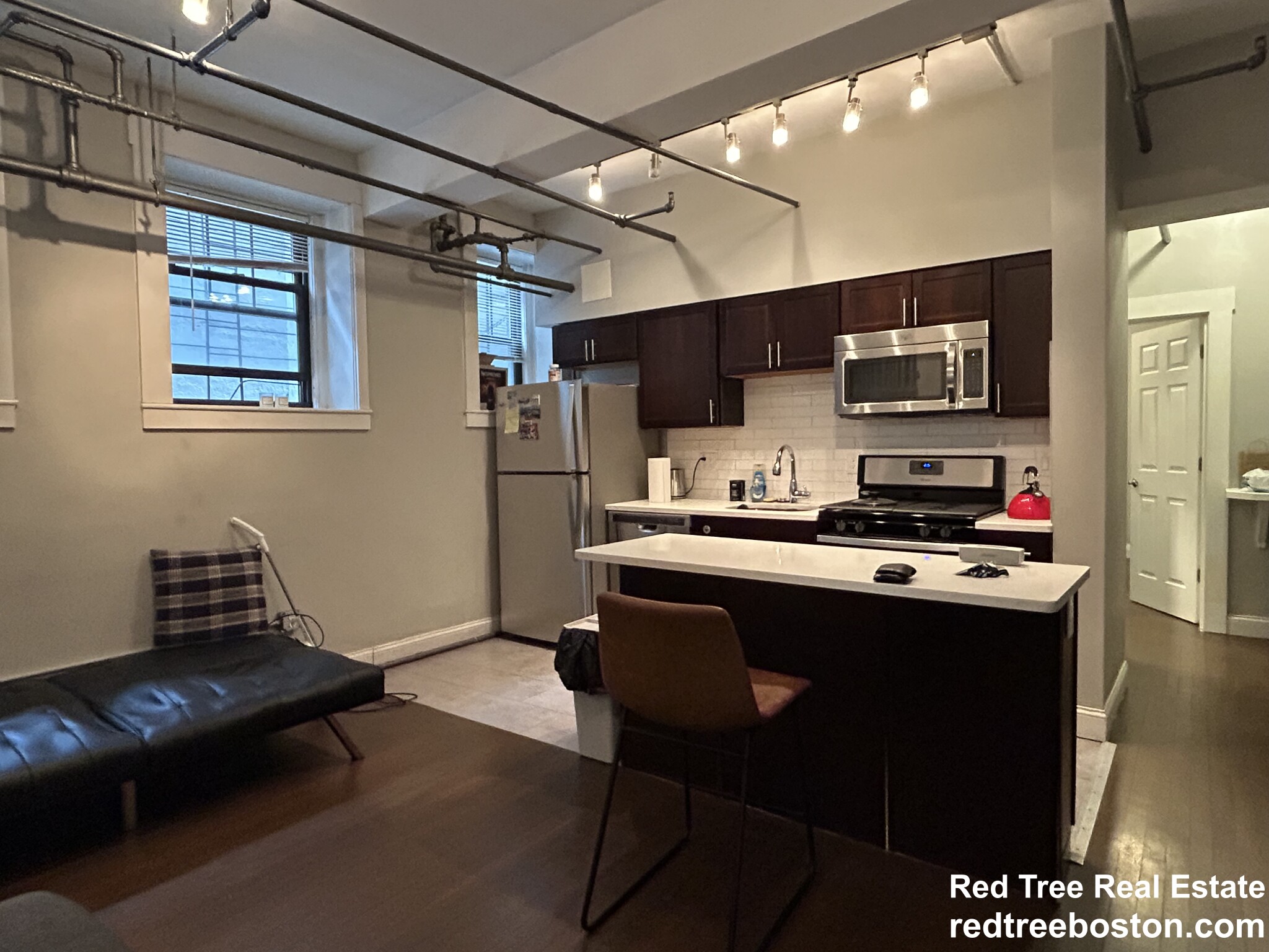 114 Riverway, Fenway