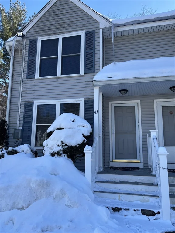 10 Groton Rd, Westford