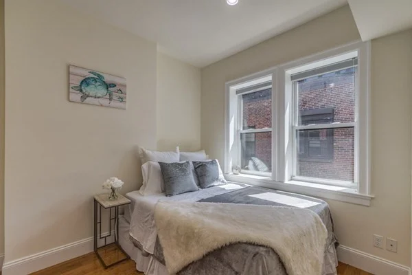 15 Garrison St, Back Bay