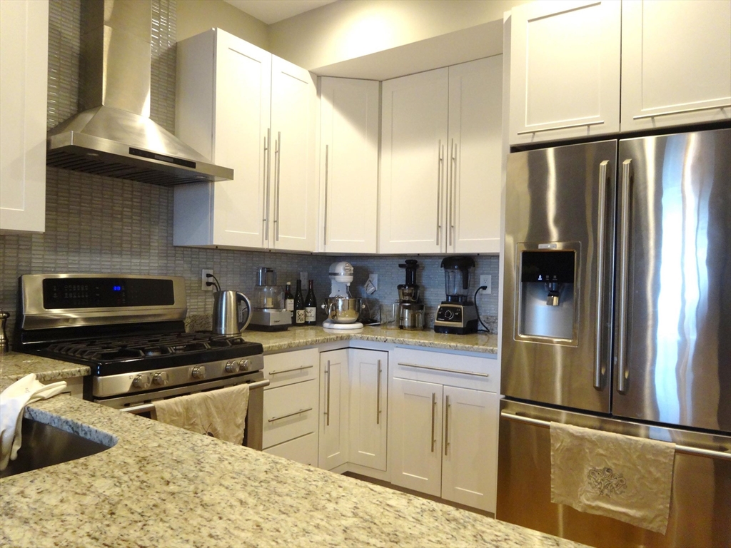 380 W Broadway, South Boston