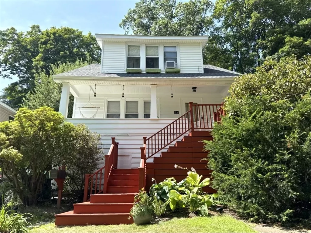 32 Hadwen Ln, Worcester