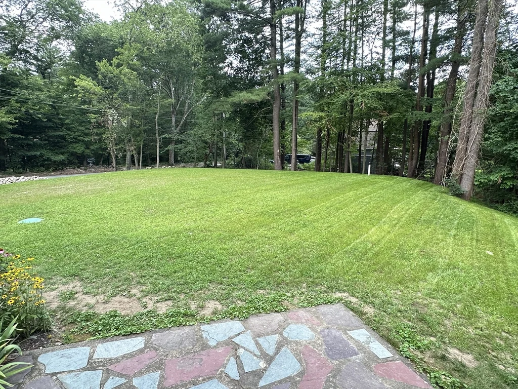 2 Bow St, Plainville