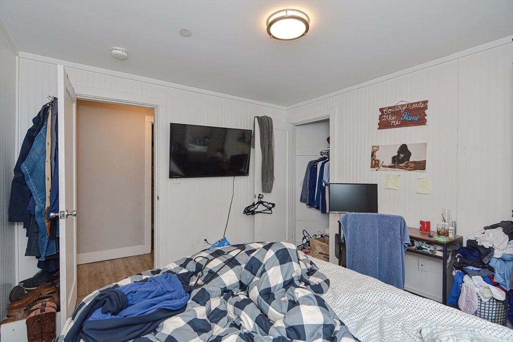 873 E 2nd, South Boston