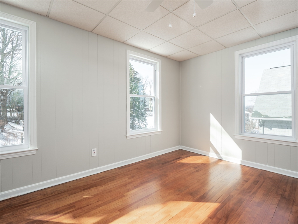 95 Green Hill Pkwa, Worcester