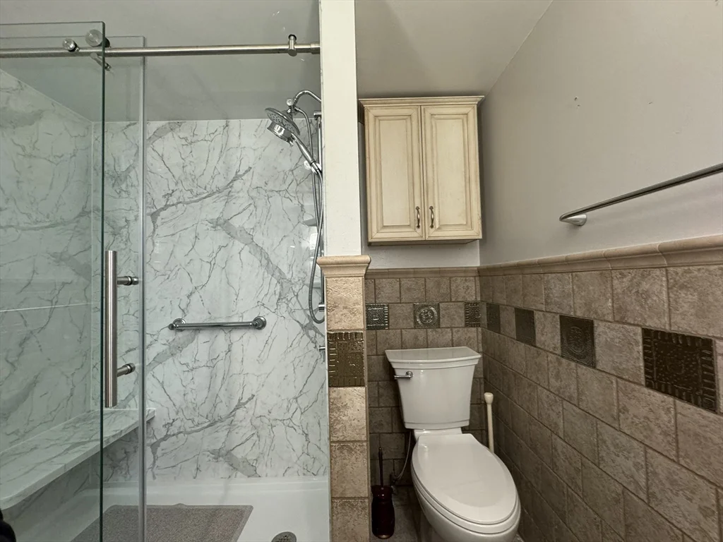 16 Homestead Ave, Quincy