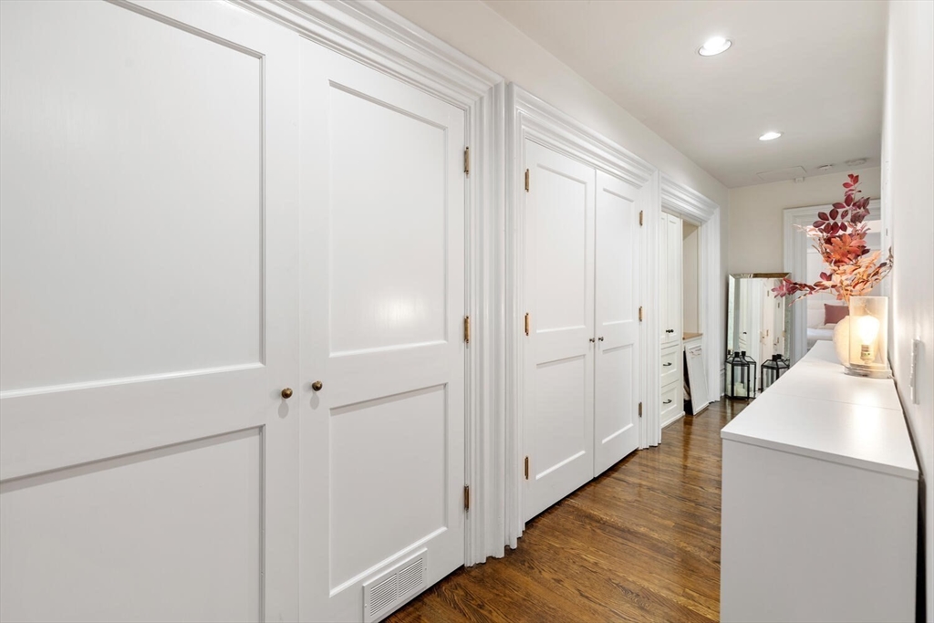 565 Massachusetts Ave, South End